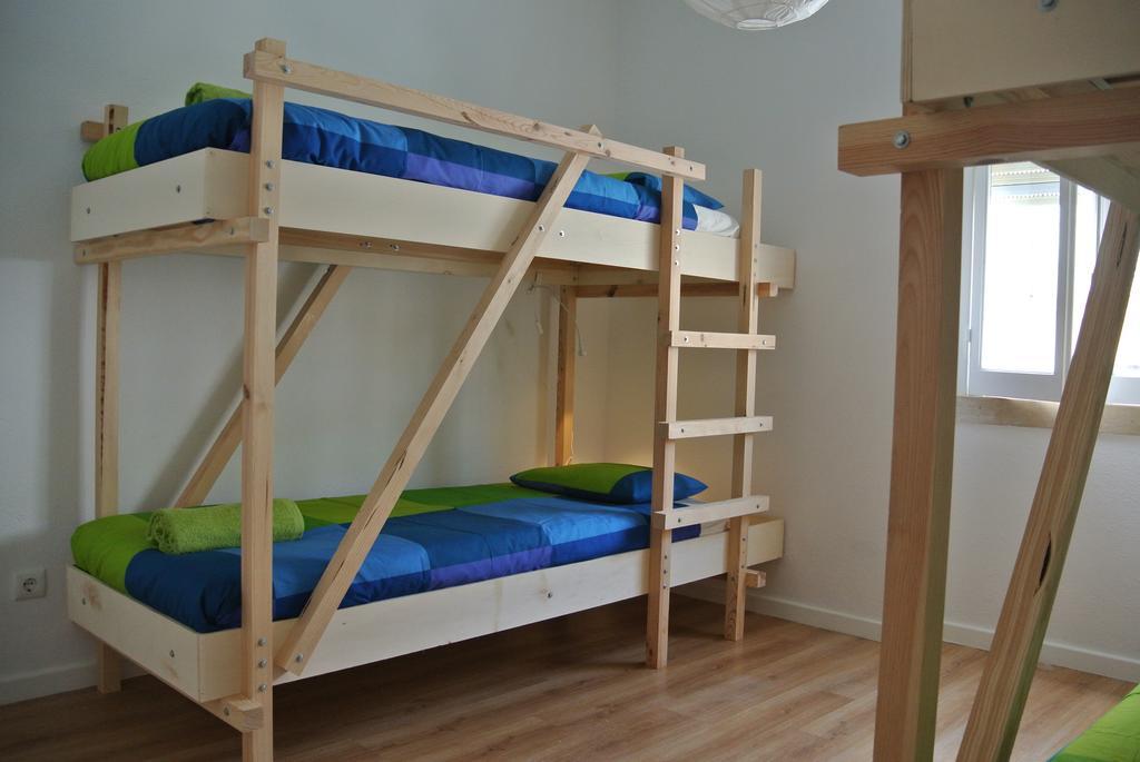 Nazare Hostel - Rooms & Dorms Phòng bức ảnh