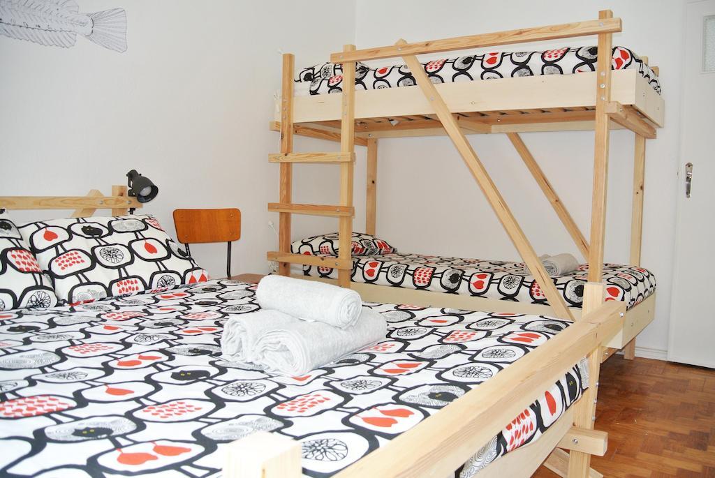 Nazare Hostel - Rooms & Dorms Phòng bức ảnh